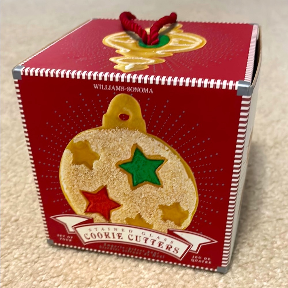 Williams Sonoma, Stained Glass Cookie Cutters, Ornament, Excellent Condition!